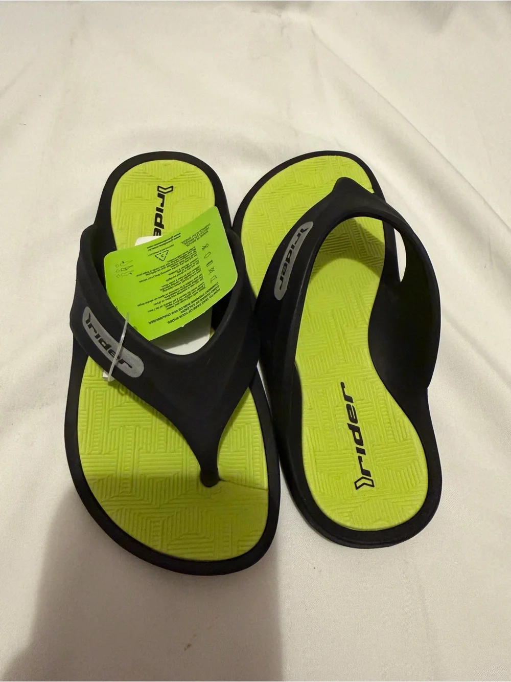 Rider Cape II KI Kids Flip Flops Size 11 Youth Black Green NWT